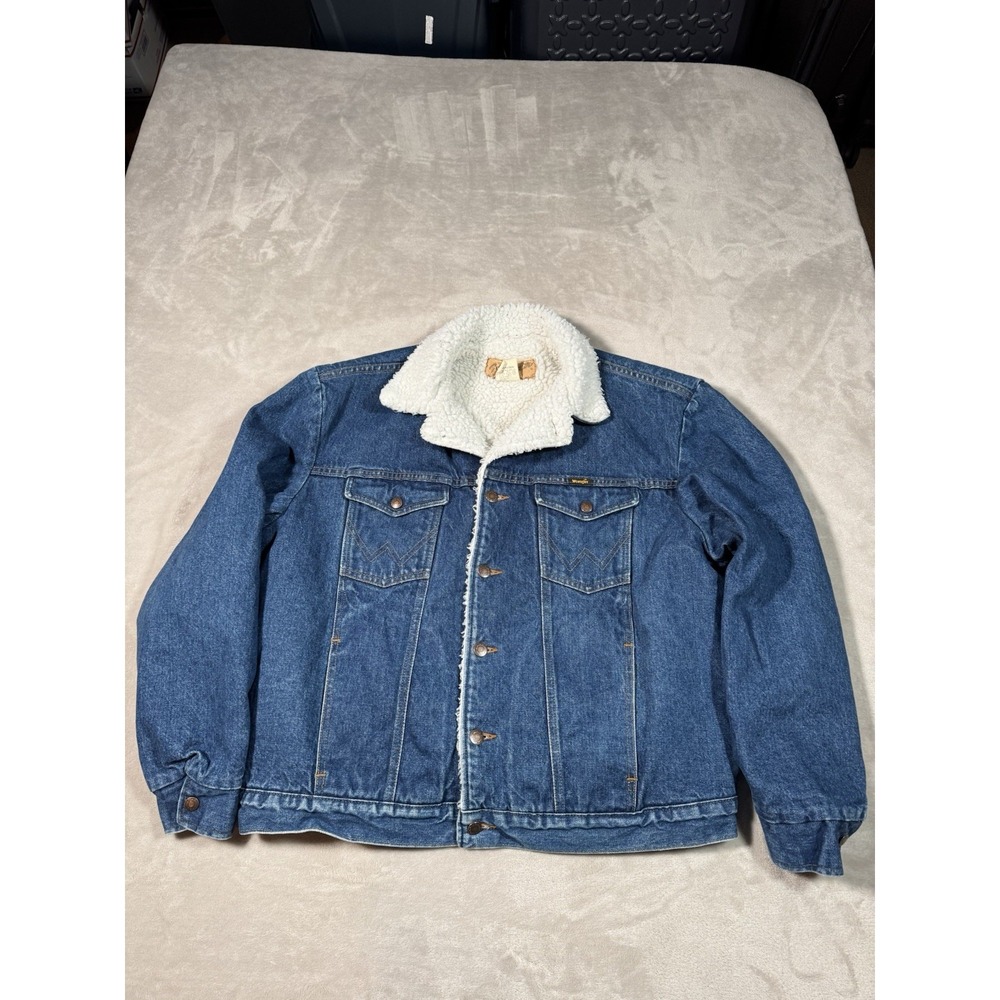 Vintage Wrangler Sherpa Lined Denim Jacket Size Large Blue Western MADE IN USA